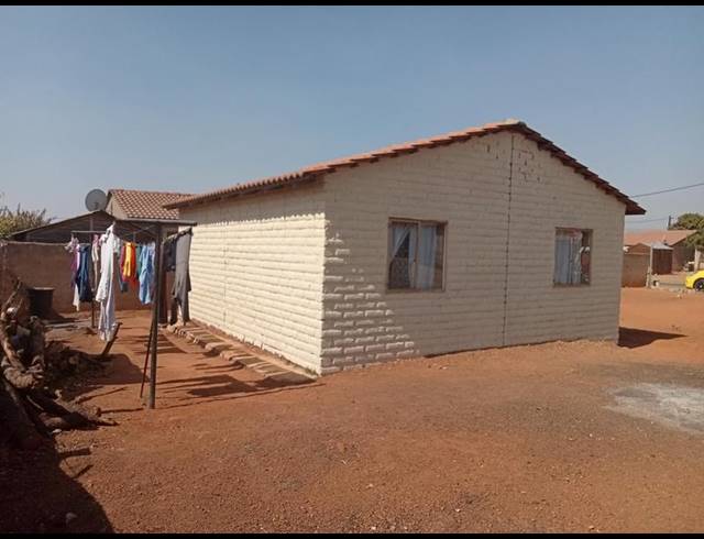 2 BEDROOM HOUSE FOR SALE IN SOSHANGUVE XX